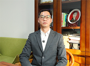 ��������ף�V�����Ͽ͑��R���ɹ���ǰ�����\��