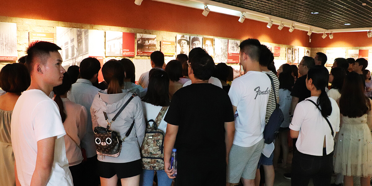 �����Ǟ��˸��õ�ǰ�У�����׷��������