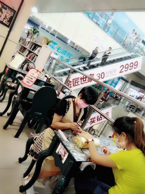 纖指圓夢(mèng)想！保定東方技工學(xué)校創(chuàng)業(yè)者——李丹！  