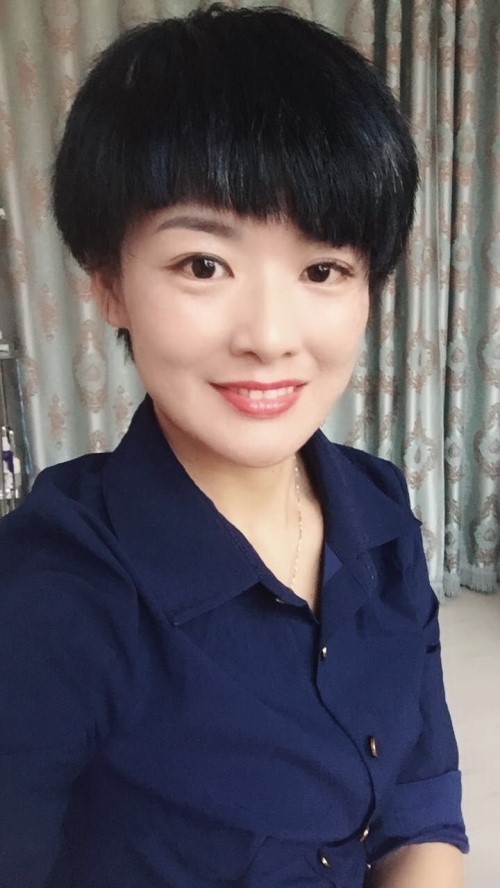 纖指圓夢(mèng)想！保定東方技工學(xué)校創(chuàng)業(yè)者——李丹！  