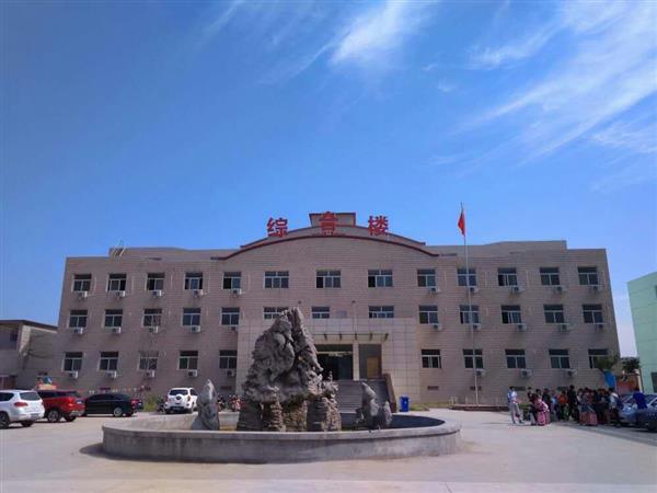 保定華中高級(jí)技工學(xué)校怎么樣？