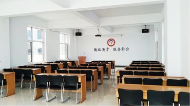 石家莊華能電力學(xué)校空乘專業(yè)怎么樣？