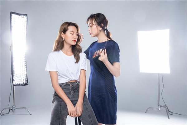 淄博哪里可以學(xué)習(xí)化妝？