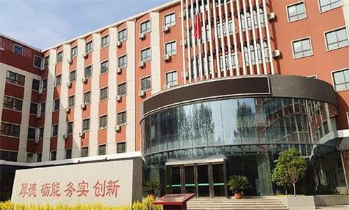 鄭州物流學校物流服務與管理專業(yè)怎么樣？是“3+2”大專嗎？