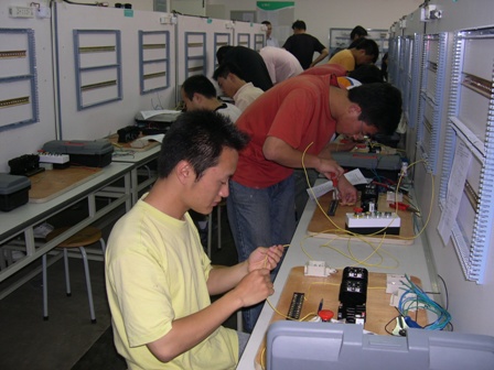 青島市電子信息技術(shù)學(xué)校學(xué)生待遇好不好？